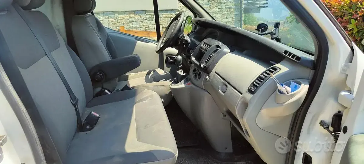 Usata Renault Trafic 69 CV (50 kW) 2014 Monovolume