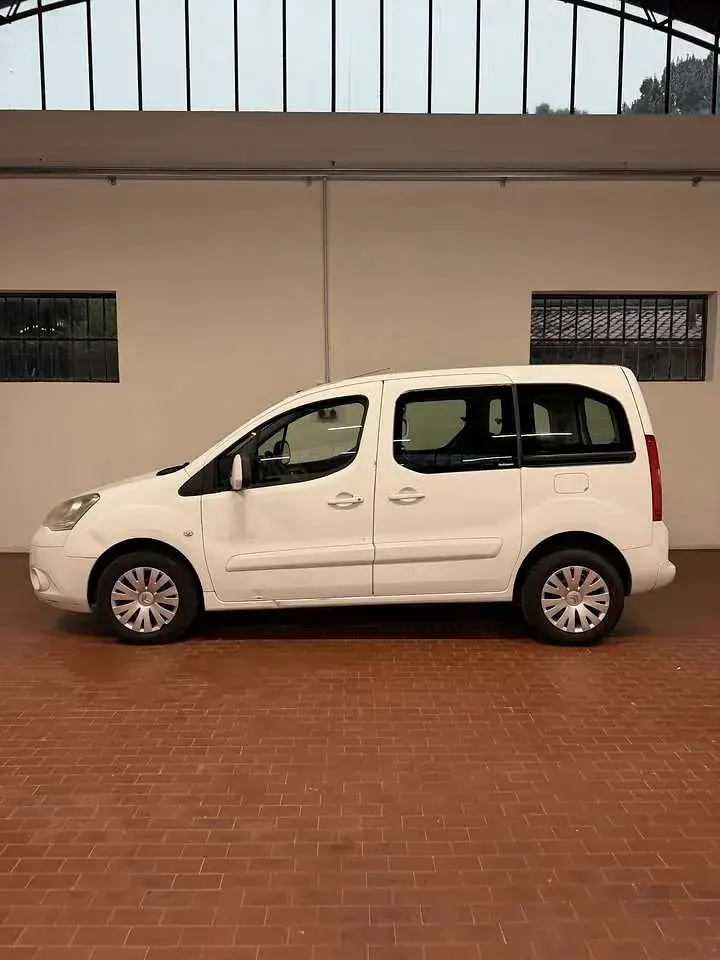 Usata Citroën Berlingo 92 CV (67 kW) 2012 Bianco Monovolume