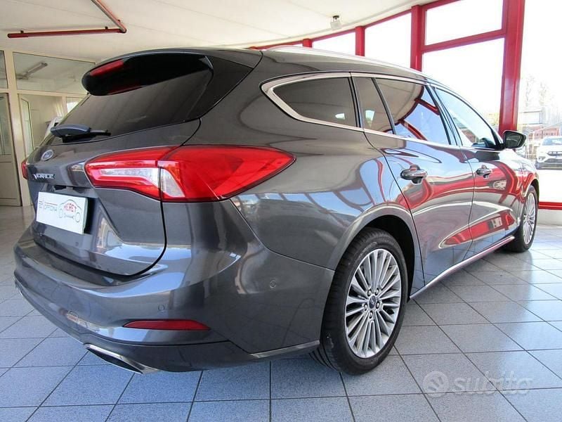 Usata Ford Focus Vignale 125 CV (91 kW) 2019 Grigio Station wagon