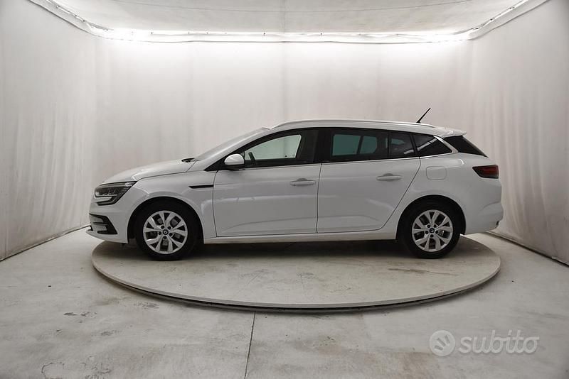 Usata Renault Mégane IV Business 158 CV (116 kW) 2021 Bianco Station wagon