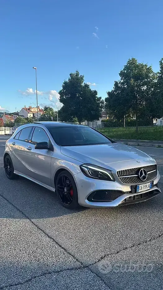 Usata Mercedes A220 177 CV (130 kW) 2016 Grigio Utilitaria