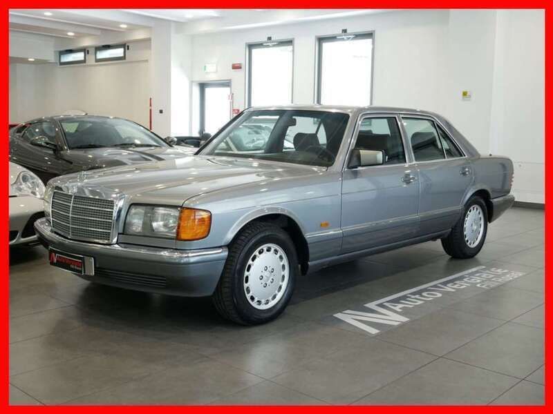 Argento Usata 1990 Mercedes S300 SE Tre volumi | 19.900 € - Immagine 1/4