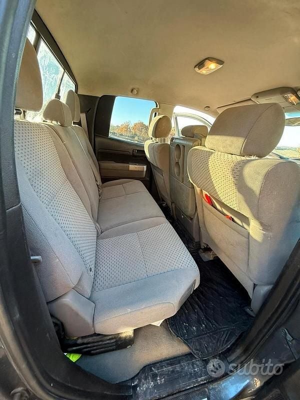 Usata Toyota Tundra 2012 Grigio Pick-up