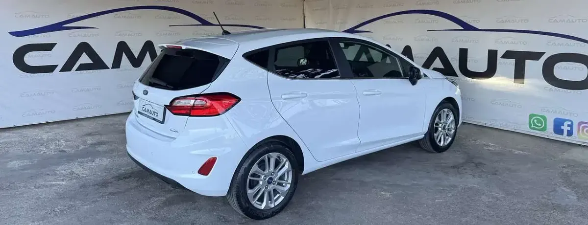 Second-hand Ford Fiesta Titanium S 75 CP (55 kW) 2023 Alb Hatchback