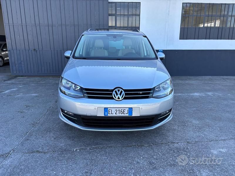Usata VW Sharan Highline 140 CV (102 kW) 2012 Grigio Monovolume