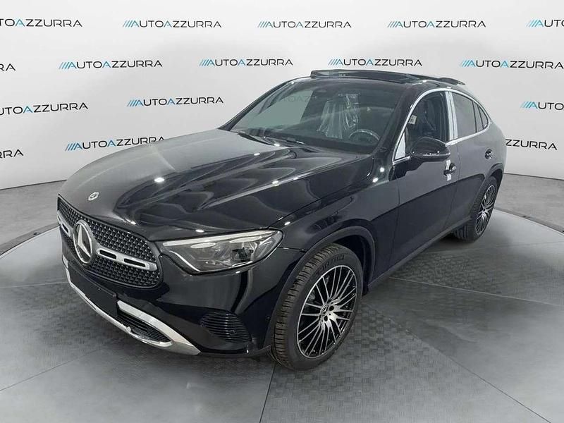 Nuova Mercedes GLC220 Advanced 197 CV (144 kW) 2025 Nero Coupé