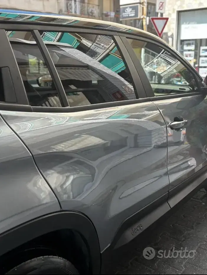 Usata Jeep Avenger Longitude 101 CV (74 kW) 2023 Grigio SUV