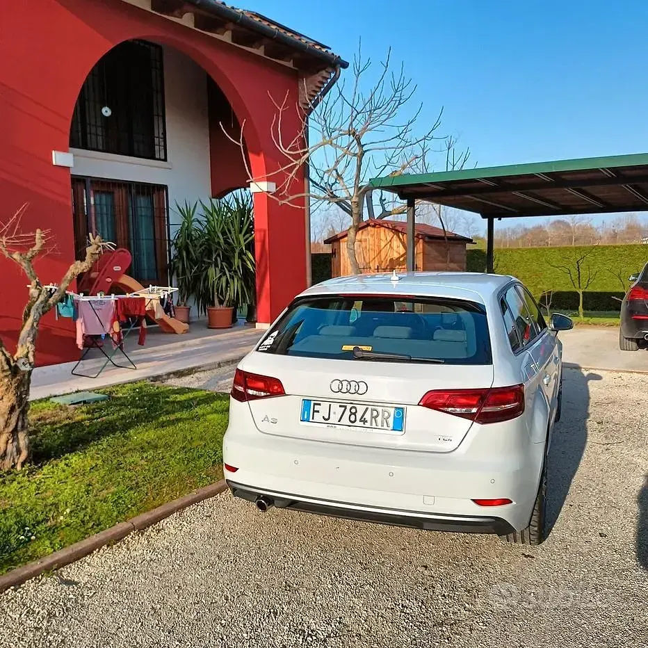 Usata Audi A3 Comfort 116 CV (85 kW) 2017 Bianco Berlina