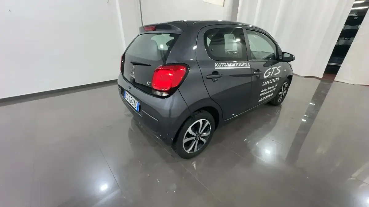 Usata Citroën C1 Shine 72 CV (52 kW) 2021 Grigio platinum met. Utilitaria