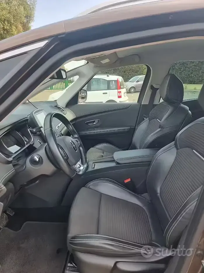 Usata Renault Grand Scénic IV 110 CV (80 kW) 2018 Monovolume