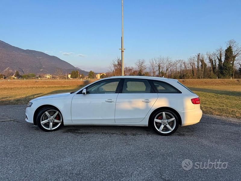 Usata Audi A4 Advanced 143 CV (105 kW) 2012 Bianco Station wagon
