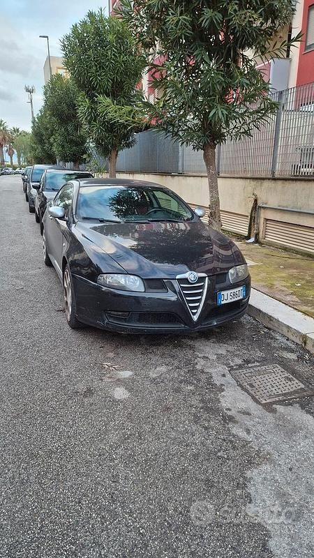 Usata Alfa Romeo GT Progression 150 CV (110 kW) 2007 Nero Coupé