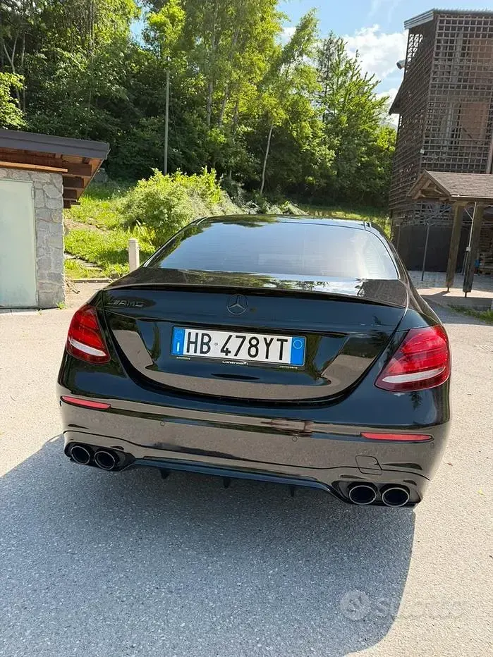 Usata Mercedes E350 286 CV (210 kW) 2026 Nero Berlina