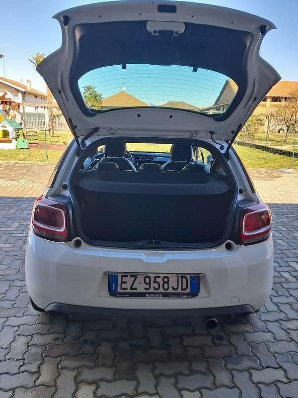 Usata Citroën DS3 Chic 95 CV (69 kW) 2015 Berlina