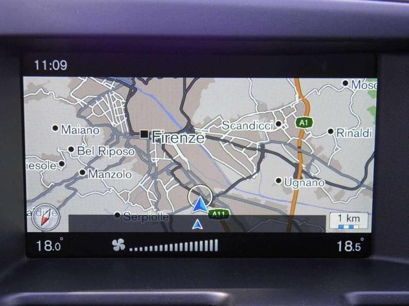 Usata Volvo XC60 Kinetic 190 CV (139 kW) 2015 Nero SUV