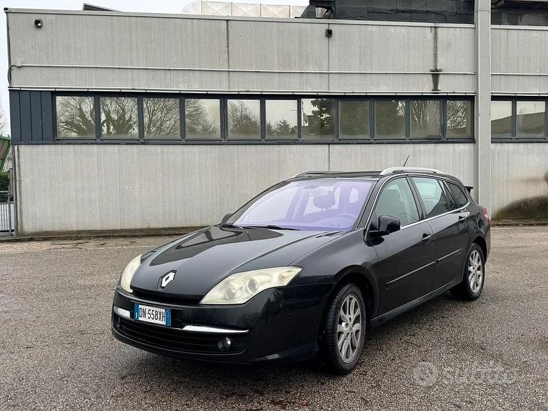 Nero Usata 2008 Renault Laguna III Station wagon | 1500 € (Buon prezzo) - Immagine 1/4