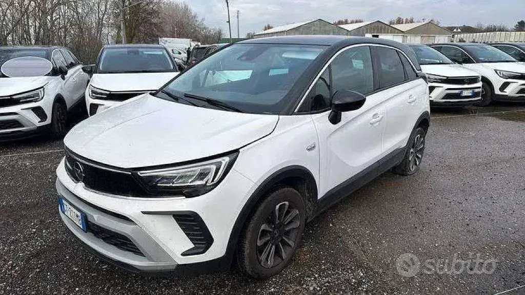 Usata Opel Crossland Elegance 131 CV (96 kW) 2024 Bianco SUV