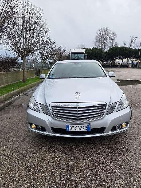 Usata Mercedes E250 Elegance 204 CV (150 kW) 2009 Berlina