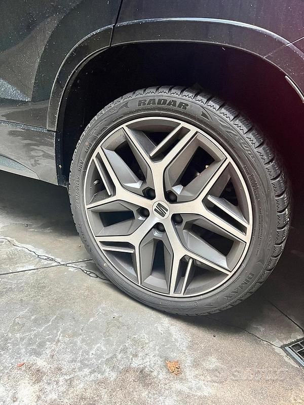 Usata Seat Ateca 4Drive 190 CV (139 kW) 2021 Blu SUV