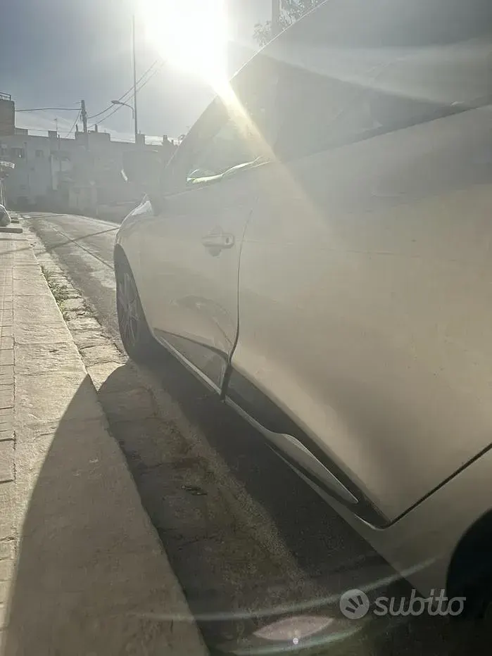 Usata Renault Clio 2014 Grigio Station wagon