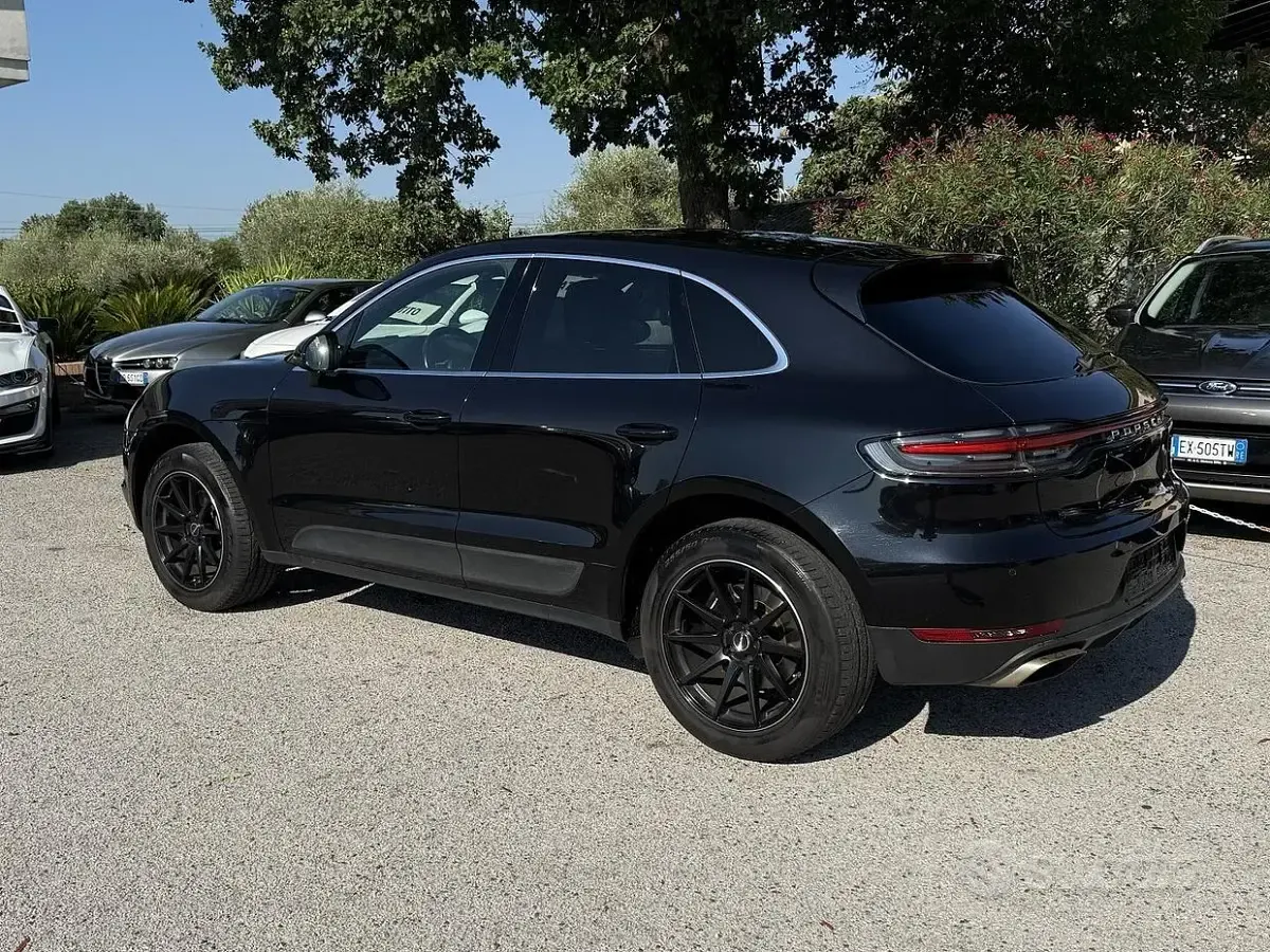 Usata Porsche Macan 245 CV (180 kW) 2020 Nero SUV