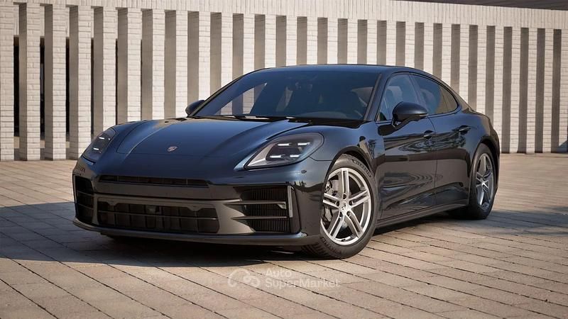 Usata Porsche Panamera 354 CV (260 kW) 2025 Nero Utilitaria