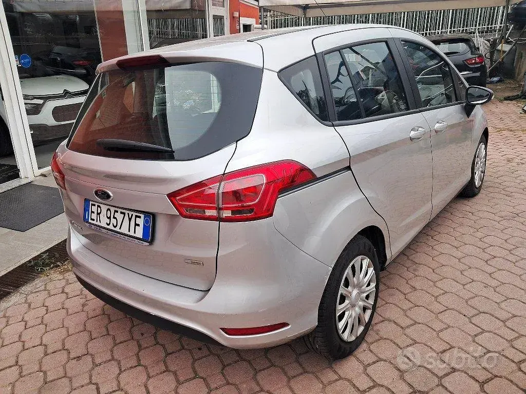 Usata Ford B-MAX 101 CV (74 kW) 2013 Grigio Monovolume