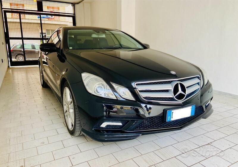 Usata Mercedes E250 2010 Nero Coupé