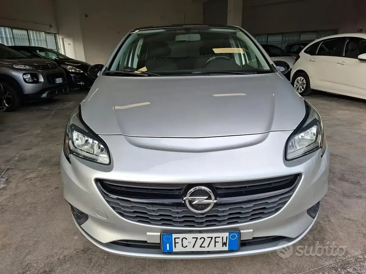 Usata Opel Corsa 90 CV (66 kW) 2016 Grigio Utilitaria