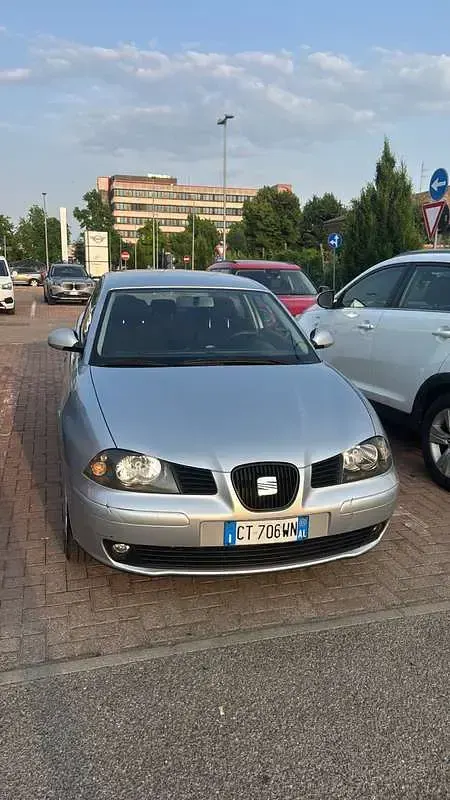 Usata Seat Ibiza Reference 75 CV (55 kW) 2005 Utilitaria