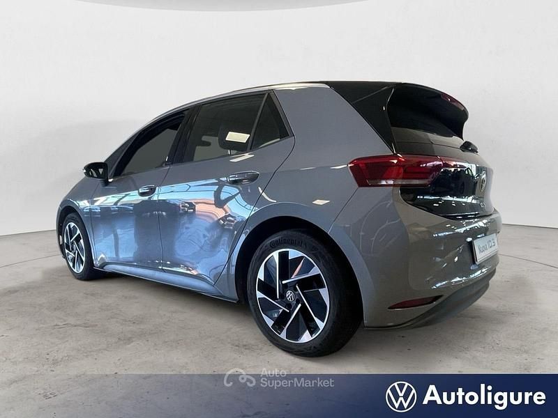 Usata VW ID.3 Pro Performance 69 kW (95 CV) 2023 Grigio Utilitaria