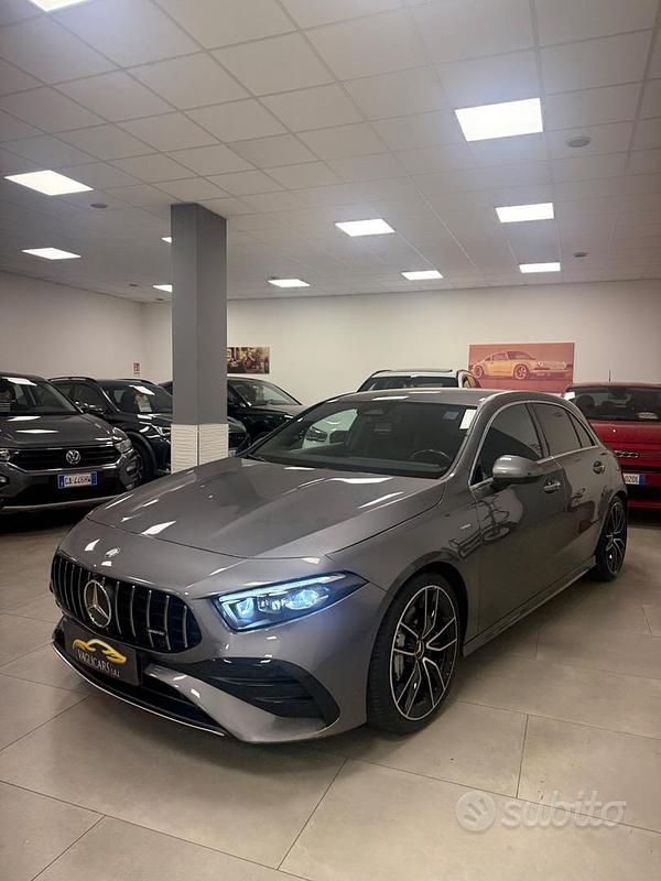 Grigio Usata 2024 Mercedes A250 Premium Plus Tre volumi | 39.990 € - Immagine 1/4