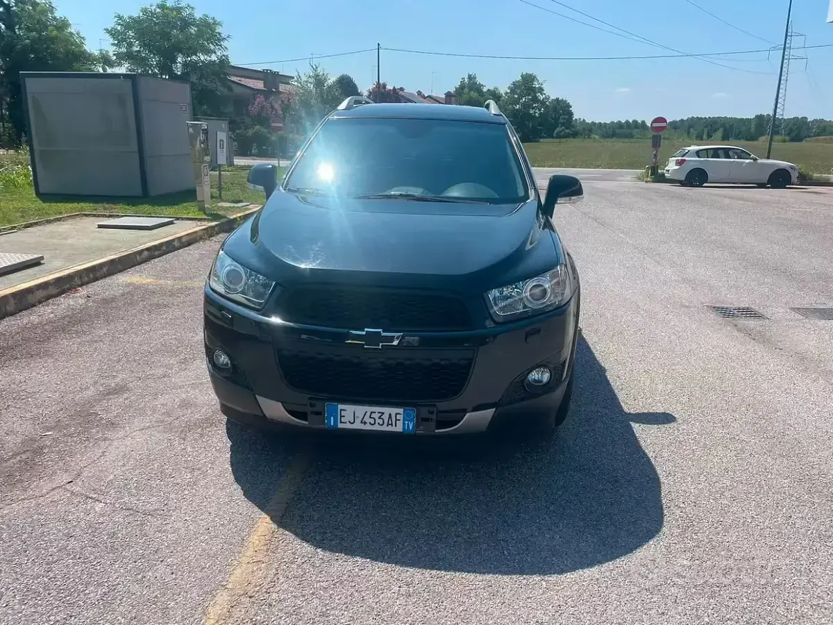 Usata Chevrolet Captiva LTZ 184 CV (135 kW) 2011 Nero SUV