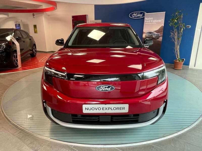 Nuova Ford Explorer Extended Range 150 kW (204 CV) 2025 Lucid red SUV