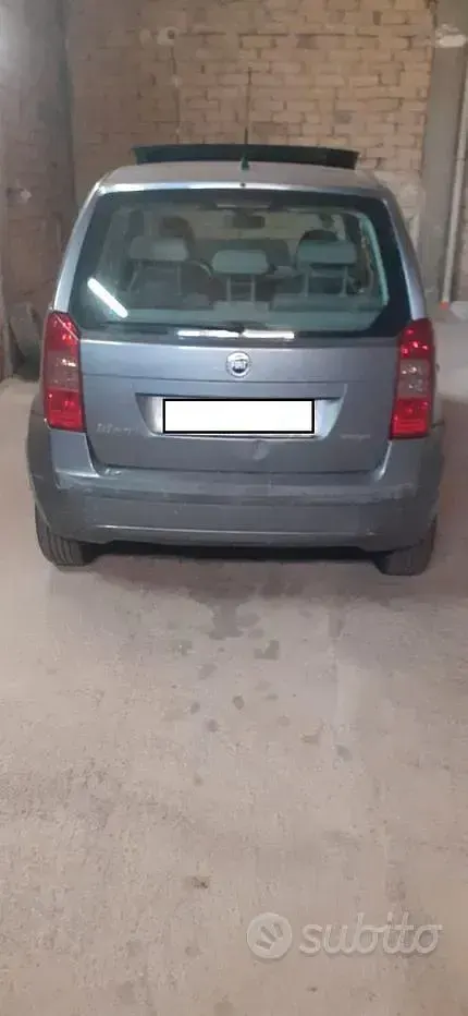 Usata Fiat Idea 69 CV (50 kW) 2005 Grigio Monovolume