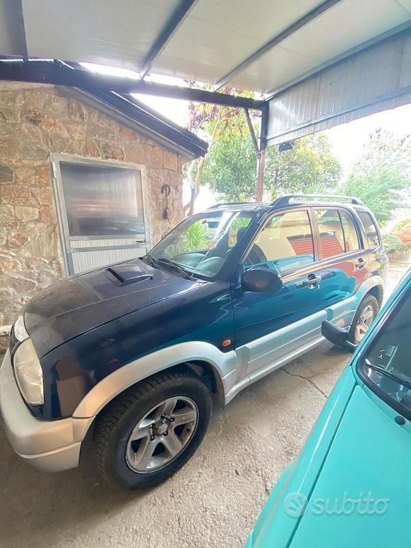 Usata Suzuki Vitara 128 CV (94 kW) 2004 Blu Station wagon