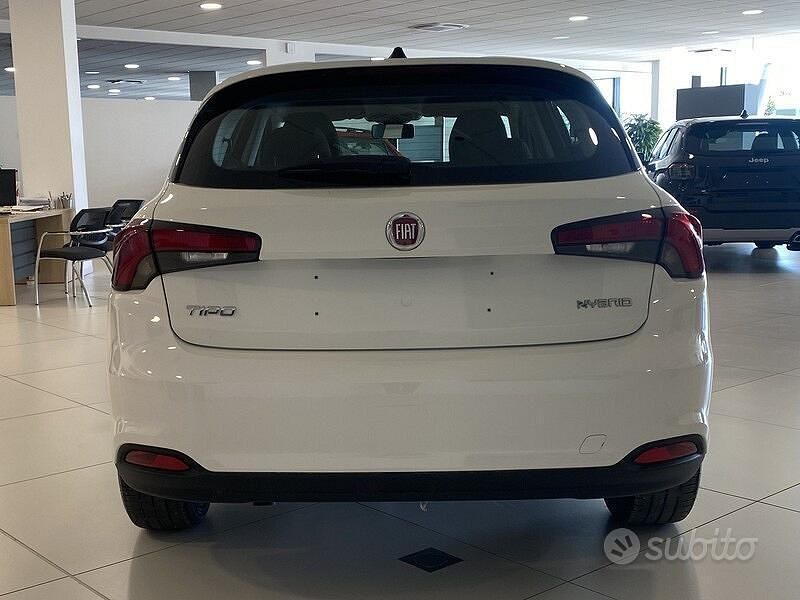 Nuova Fiat Tipo 130 CV (95 kW) 2025 Bianco Berlina