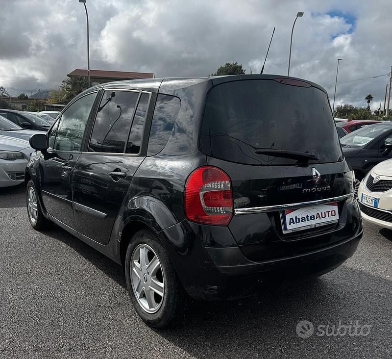 Usata Renault Modus Dynamique 86 CV (63 kW) 2008 Nero Monovolume