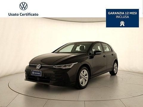 Usata VW Golf VIII Life 116 CV (85 kW) 2025 Grigio Utilitaria