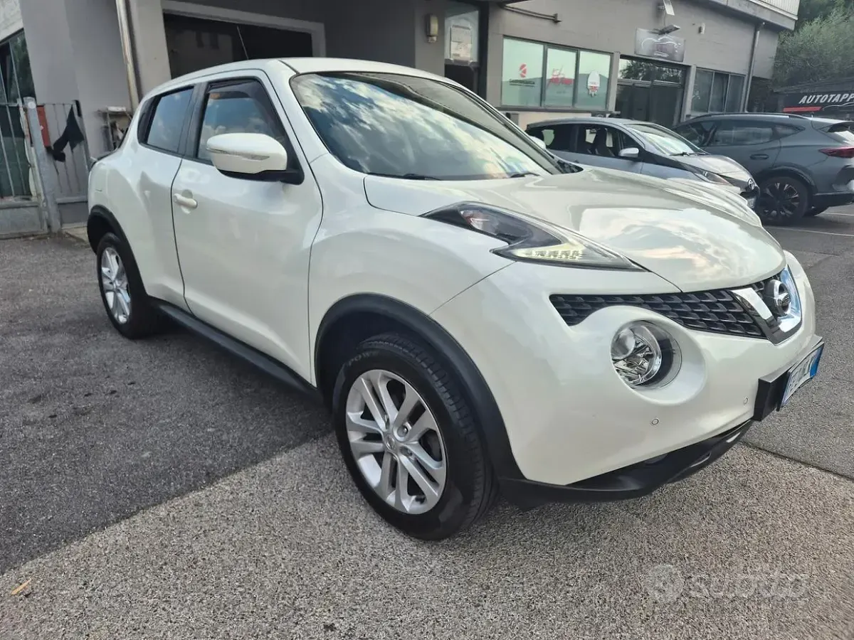 Usata Nissan Juke N-Connecta 110 CV (80 kW) 2016 Bianco SUV