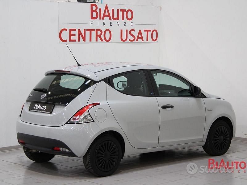 Usata Lancia Ypsilon 69 CV (50 kW) 2018 Utilitaria