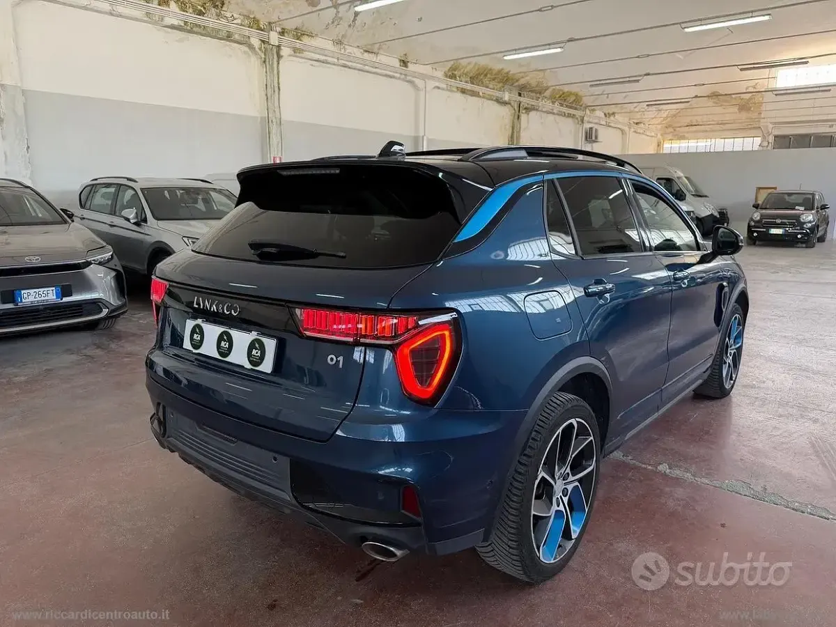 Usata Lynk & Co 01 179 CV (131 kW) 2022 Bluazzurro SUV