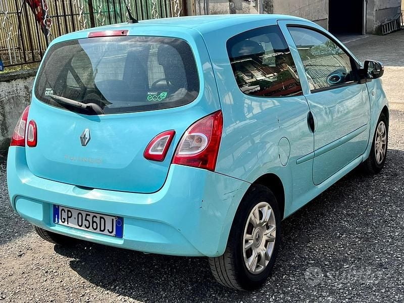 Usata Renault Twingo 75 CV (55 kW) 2012 Blu/azzurro Utilitaria