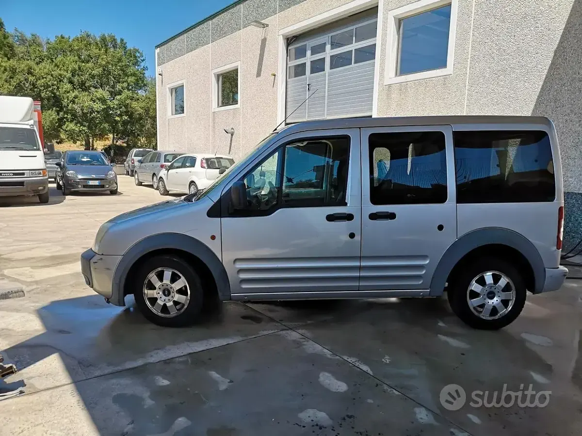 Usata Ford Transit Connect 110 CV (80 kW) 2008 Grigio Monovolume