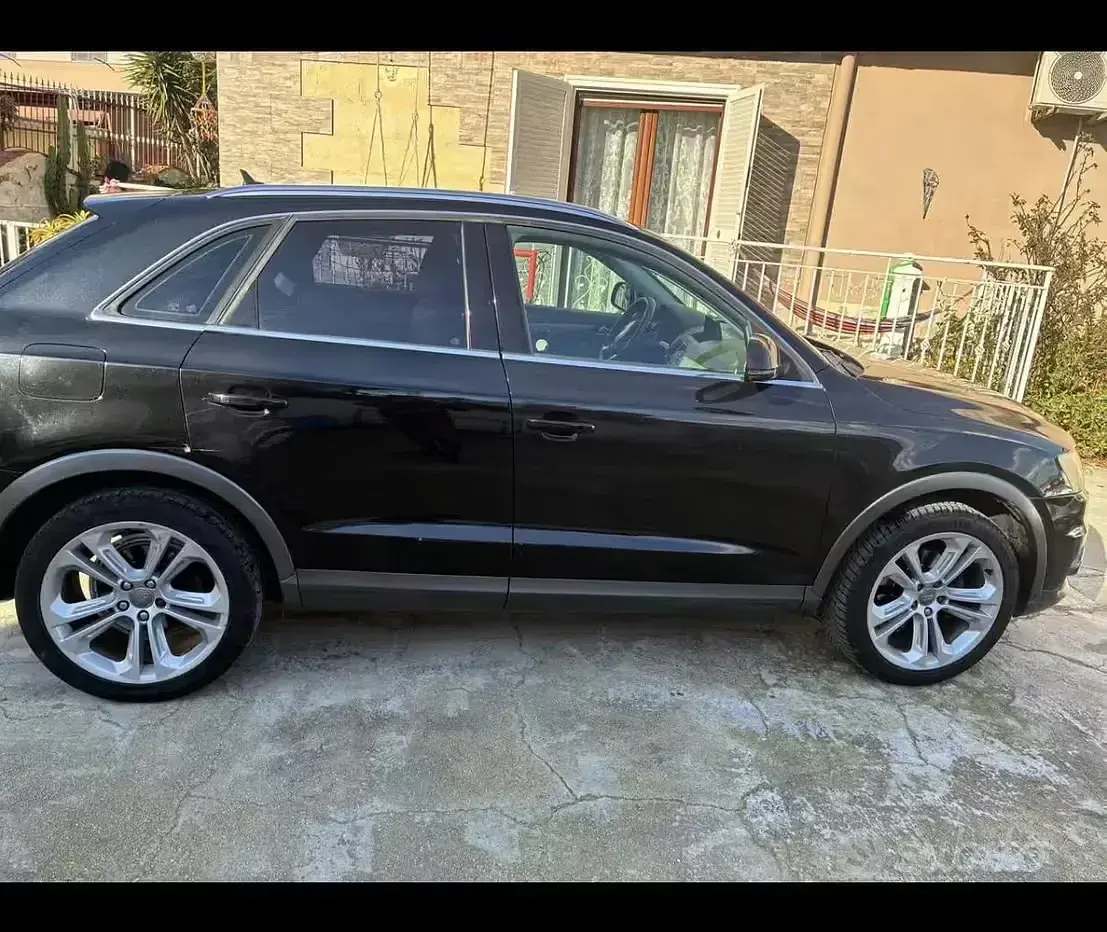 Usata Audi Q3 140 CV (102 kW) 2013 Nero SUV