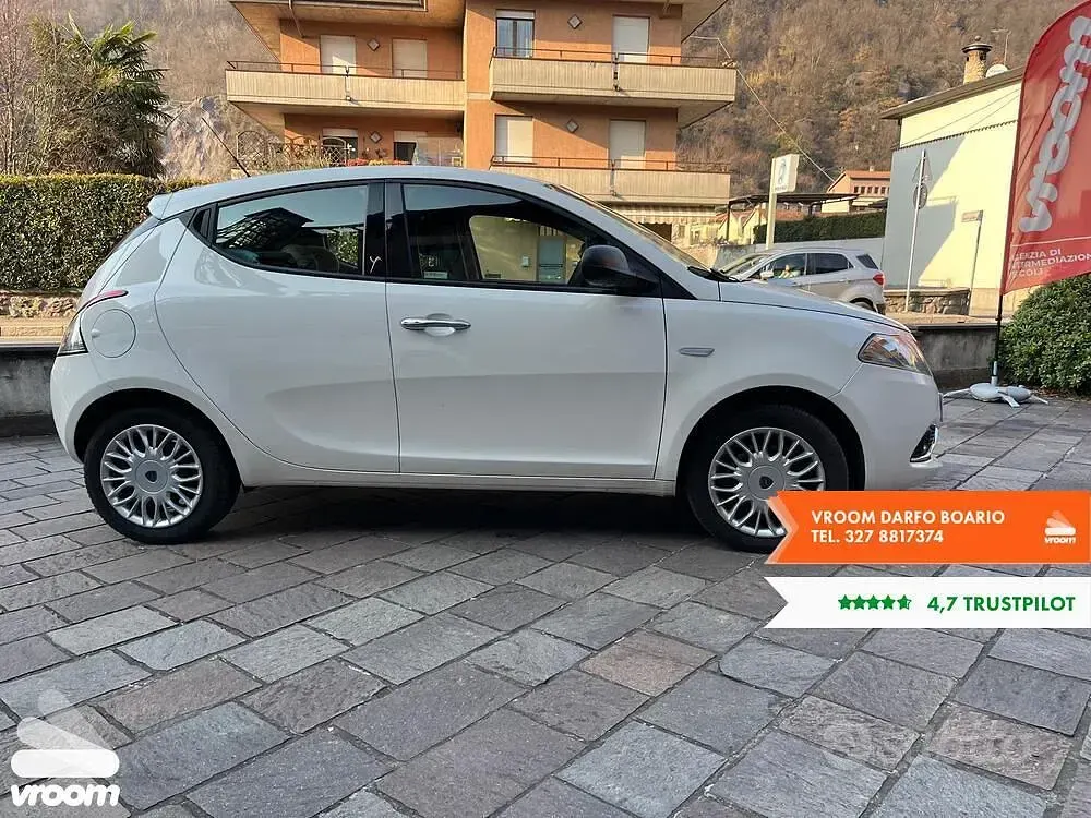 Usata Lancia Ypsilon 69 CV (50 kW) 2018 Utilitaria