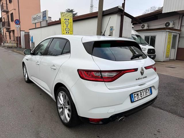 Usata Renault Mégane IV 110 CV (80 kW) 2018 Bianco Berlina