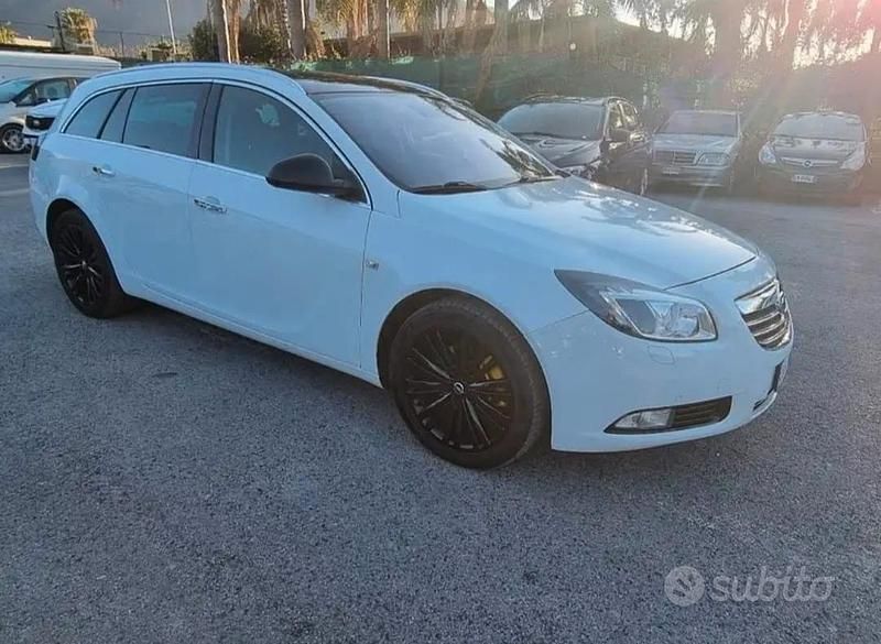 Usata Opel Insignia 194 CV (142 kW) 2012 Bianco Berlina