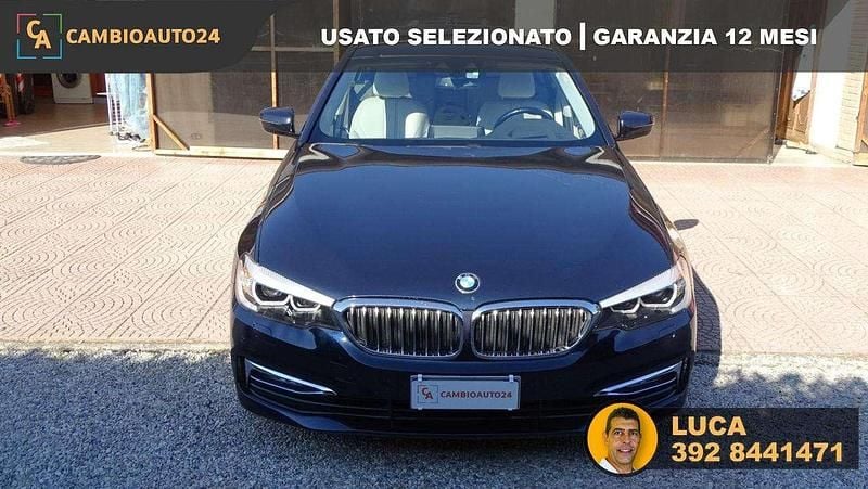 Usata BMW 530 Luxury Line 249 CV (183 kW) 2018 Nero Station wagon