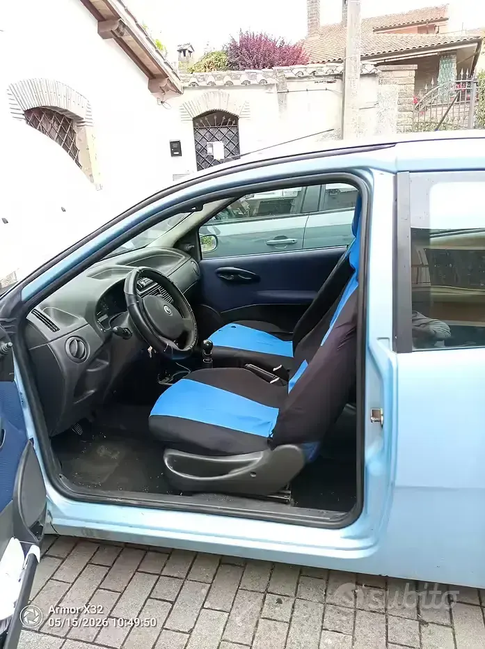 Usata Fiat Punto 60 CV (44 kW) 2003 Blu Utilitaria